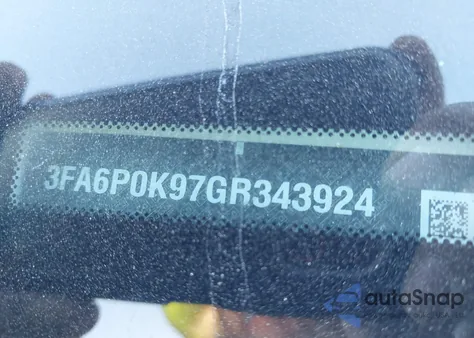 2016 Ford Fusion Titanium z USA, uszkodzony, nr VIN 3FA6P0K97GR343924